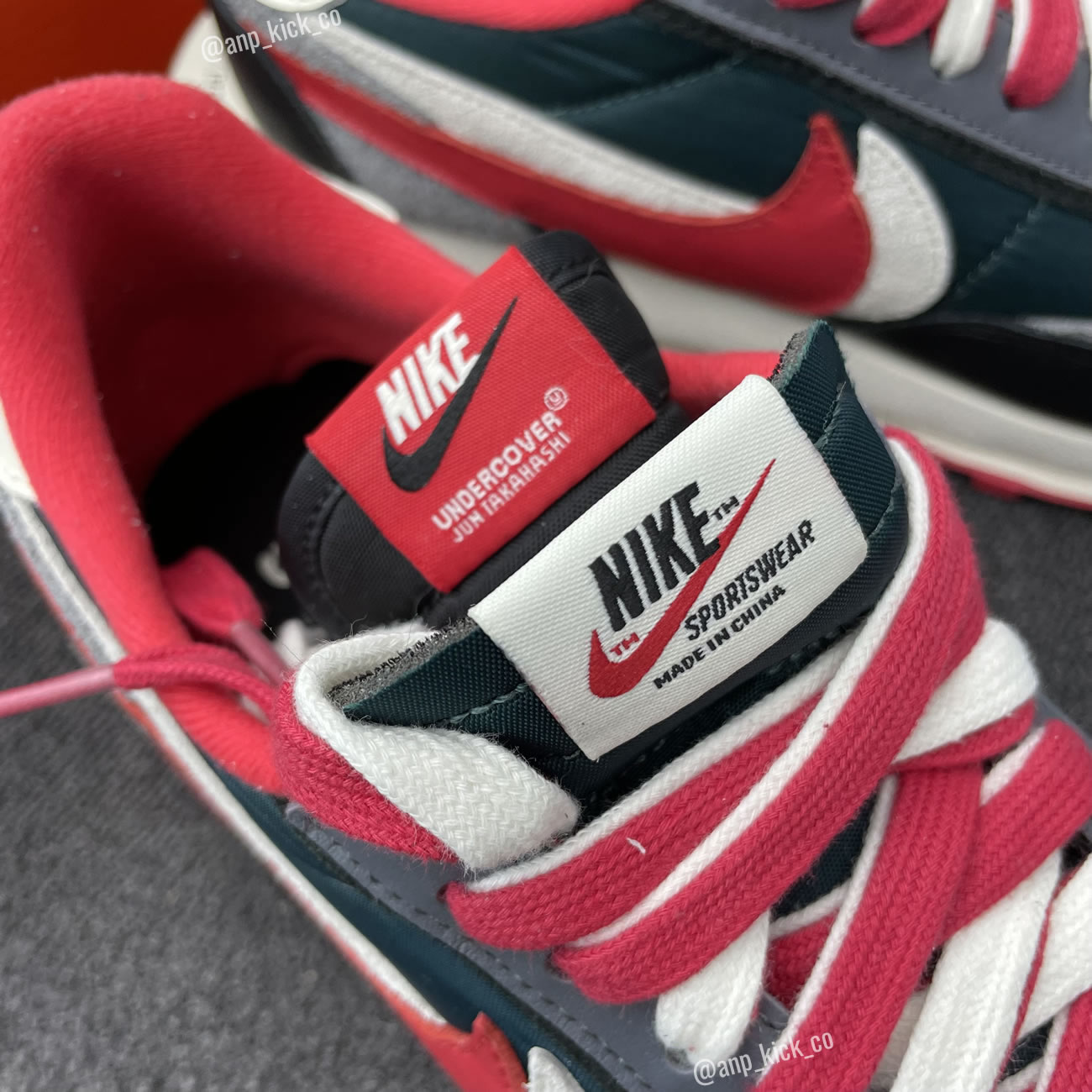 Sacai Undercover Nike Ldwaffle Midnight Spruce University Red Anpkick Dj4877 300 (5) - www.kitistry.com Sacai Undercover Nike Ldwaffle Midnight Spruce University Red Anpkick Dj4877 300 (5) - www.kitistry.com