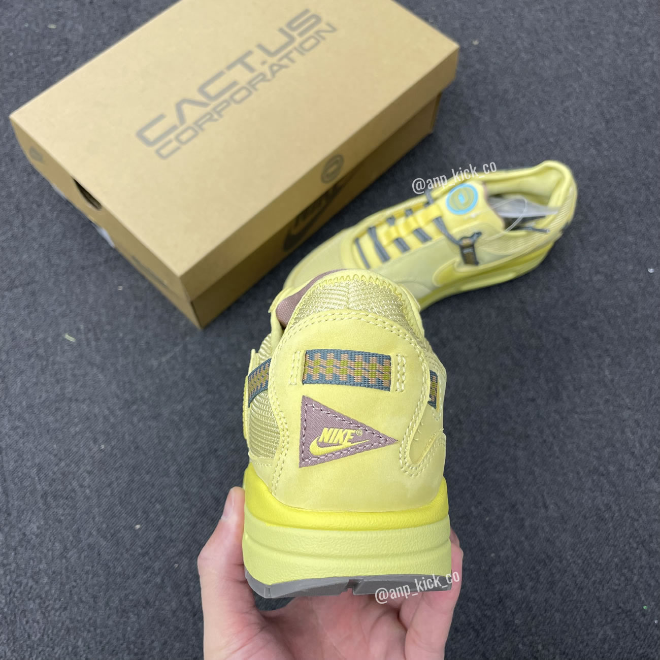 Travis Scott Nike Air Max 1 Saturn Gold Anpkick Do9392 700 (2) - www.kitistry.com Travis Scott Nike Air Max 1 Saturn Gold Anpkick Do9392 700 (2) - www.kitistry.com