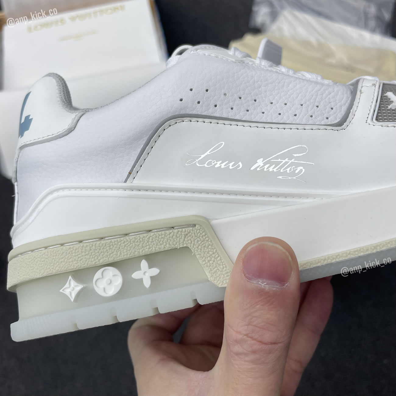 New L V Trainer Sneaker Shoes White Signature (4) - www.kitistry.com New L V Trainer Sneaker Shoes White Signature (4) - www.kitistry.com