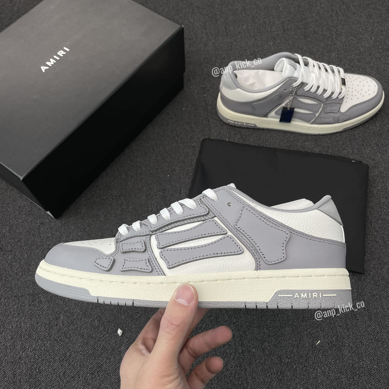A M I R I Skel Top Low Leather Sneakers Grey White Anpkick Mfs003 043 (1) - www.kitistry.com A M I R I Skel Top Low Leather Sneakers Grey White Anpkick Mfs003 043 (1) - www.kitistry.com