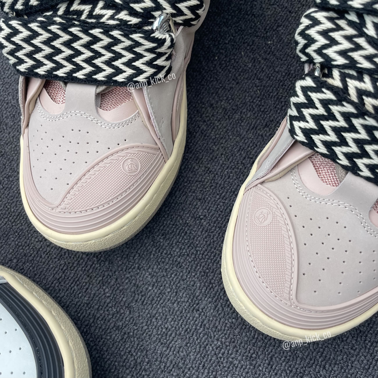 L A N V I N Leather Curb Sneakers Pink Anpkick Drag A2051 (7) - www.kitistry.com L A N V I N Leather Curb Sneakers Pink Anpkick Drag A2051 (7) - www.kitistry.com