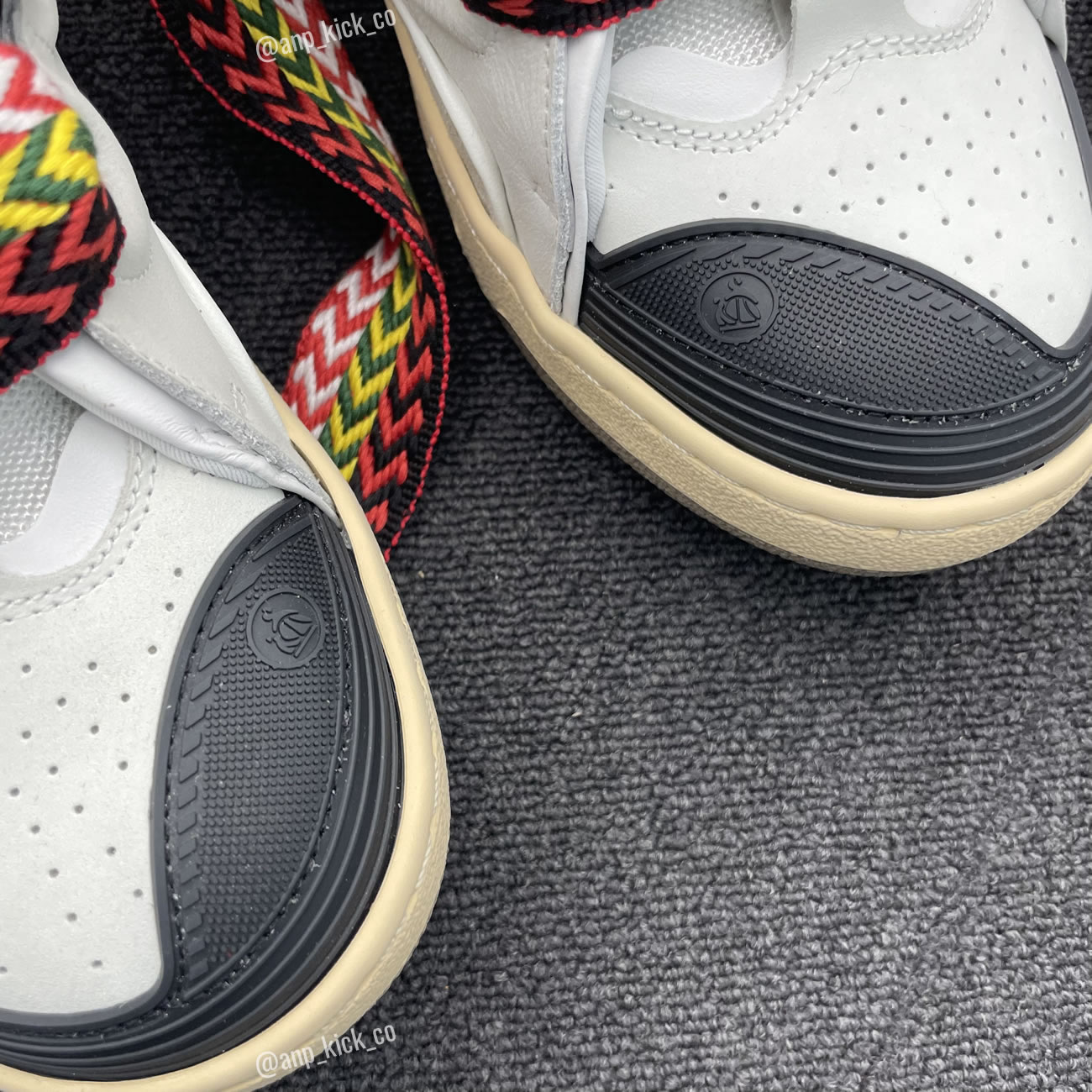 L A N V I N Leather Curb Sneakers White Anpkick Drag A20 (12) - www.kitistry.com
