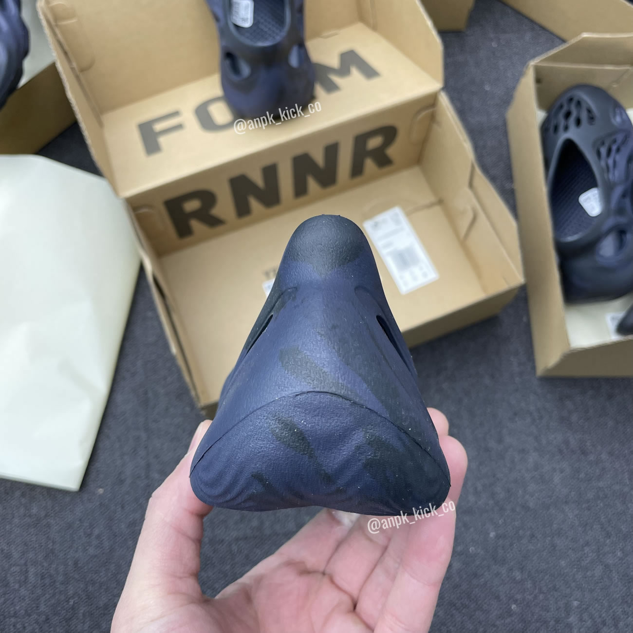 Adidas Yeezy Foam Rnnr Mineral Blue Kids Anpkick Gx8506 (1) - www.kitistry.com