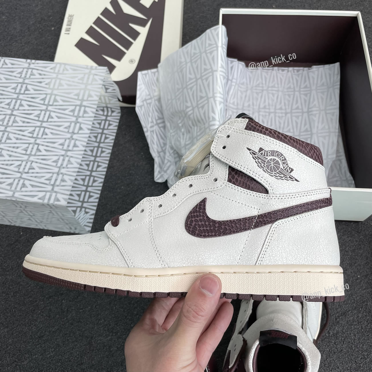 A Ma Maniere Air Jordan 1 High Og Sail And Burgundy Anpkick Do7097 100 (2) - www.kitistry.com