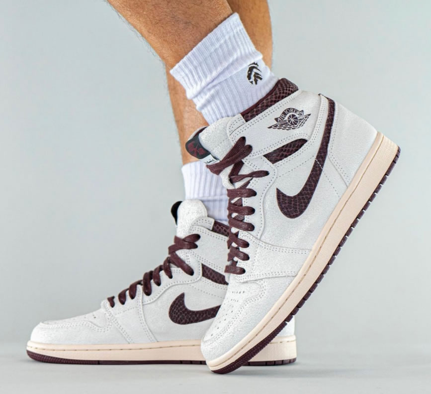 A Ma Maniere Air Jordan 1 High Og Sail And Burgundy Do7097 100 On Feet (2) - www.kitistry.com