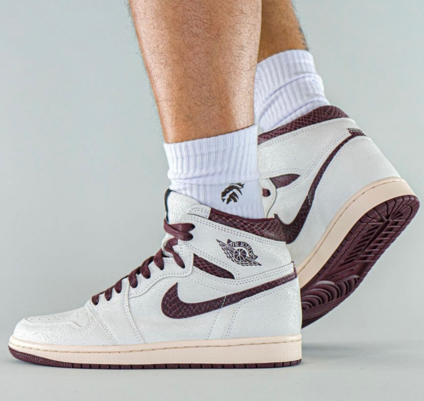 A Ma Maniere Air Jordan 1 High Og Sail And Burgundy Do7097 100 On Feet (4) - www.kitistry.com