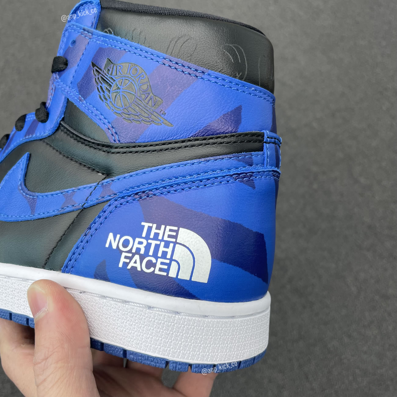 The North Face Kaws Air Jordan 1 Retro High Shoes Anpkick Custom Making (5) - www.kitistry.com The North Face Kaws Air Jordan 1 Retro High Shoes Anpkick Custom Making (5) - www.kitistry.com