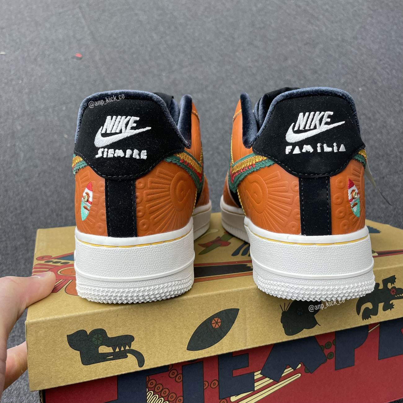 Nike Air Force 1 Dia De Muertos Siempre Familia Anpkick Do2157 816 (4) - www.kitistry.com Nike Air Force 1 Dia De Muertos Siempre Familia Anpkick Do2157 816 (4) - www.kitistry.com