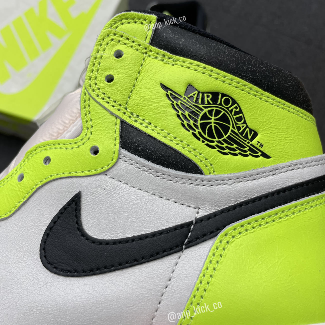 Air Jordan 1 Retro High Og Anpkick Volt Black Sail 555088 702 (2) - www.kitistry.com Air Jordan 1 Retro High Og Anpkick Volt Black Sail 555088 702 (2) - www.kitistry.com