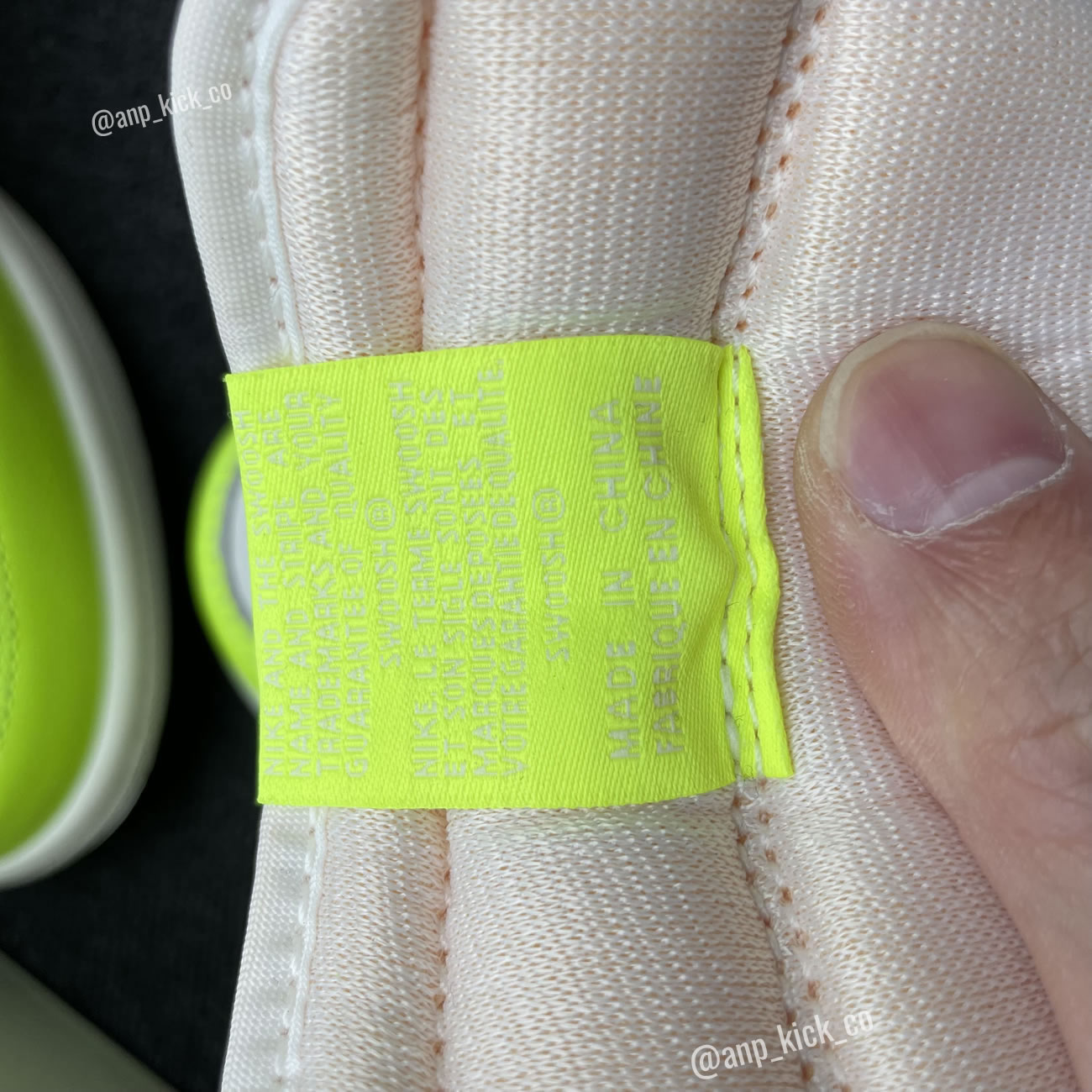 Air Jordan 1 Retro High Og Anpkick Volt Black Sail 555088 702 (6) - www.kitistry.com Air Jordan 1 Retro High Og Anpkick Volt Black Sail 555088 702 (6) - www.kitistry.com