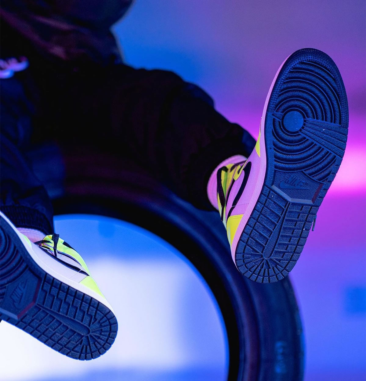 Air Jordan 1 Retro High Og Volt Black Sail On Feet 555088 702 (1) - www.kitistry.com Air Jordan 1 Retro High Og Volt Black Sail On Feet 555088 702 (1) - www.kitistry.com