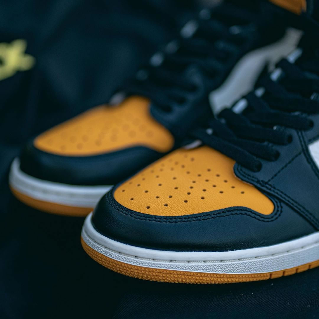 Air Jordan 1 Retro High Og Yellow Toe 555088 711 (9) - www.kitistry.com Air Jordan 1 Retro High Og Yellow Toe 555088 711 (9) - www.kitistry.com