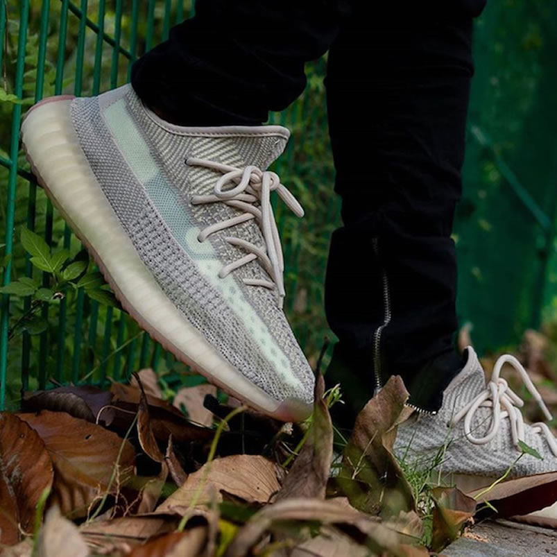 Adidas Yeezy Boost 350 V2 Citrin Non Reflective On Feet Release Date Fw3042 (1) - www.kitistry.com Adidas Yeezy Boost 350 V2 Citrin Non Reflective On Feet Release Date Fw3042 (1) - www.kitistry.com