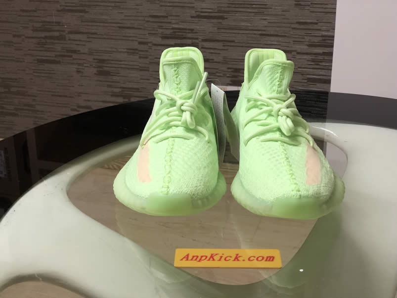 Adidas Yeezy Boost 350 V2 Gitd Glow In The Dark Spring 2019 (8) - www.kitistry.com Adidas Yeezy Boost 350 V2 Gitd Glow In The Dark Spring 2019 (8) - www.kitistry.com