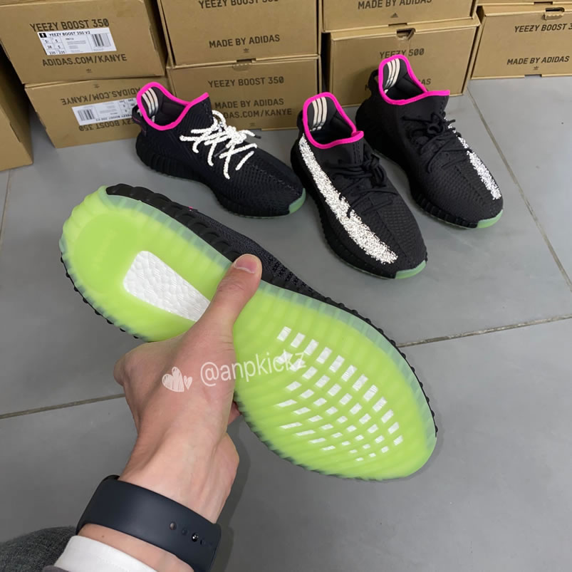 Adidas Yeezy Boost 350 V2 Nrg Red October Non Reflective Ut8830 Reflective Ut8831 (7) - www.kitistry.com