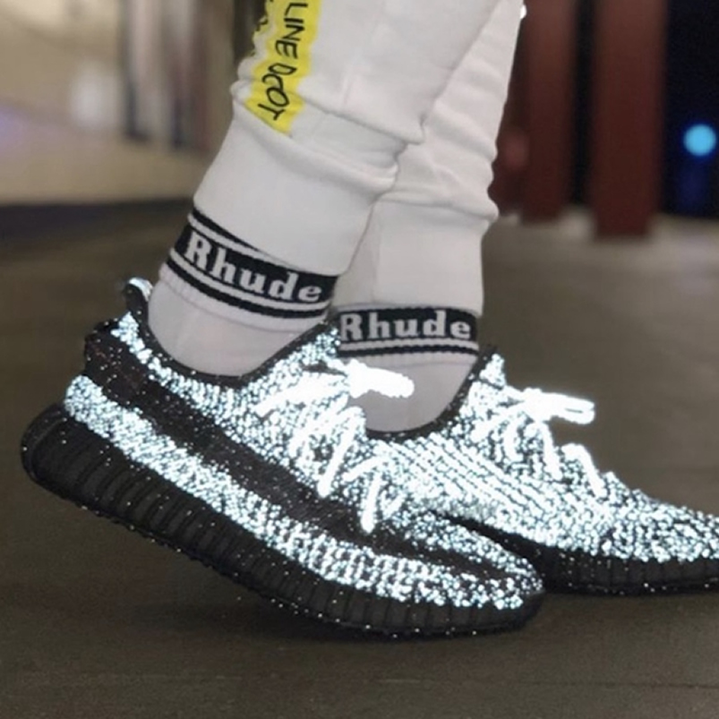 Adidas Yeezy Boost 350 V2 Static 3m Black Reflective Fu9007 On Feet (1) - www.kitistry.com Adidas Yeezy Boost 350 V2 Static 3m Black Reflective Fu9007 On Feet (1) - www.kitistry.com
