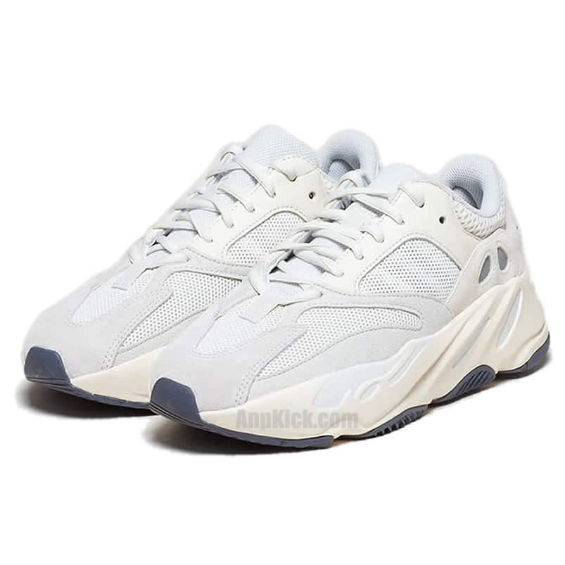 Adidas Yeezy Boost 700 Analog Outfit On Foot Release Date Eg7596 (2) - www.kitistry.com Adidas Yeezy Boost 700 Analog Outfit On Foot Release Date Eg7596 (2) - www.kitistry.com