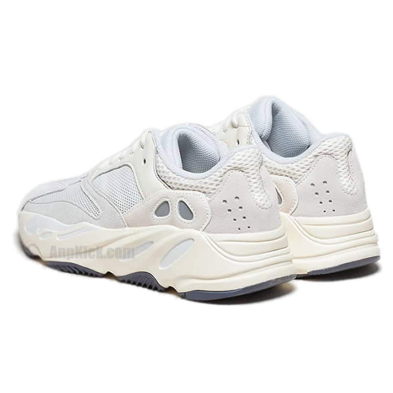 Adidas Yeezy Boost 700 Analog Outfit On Foot Release Date Eg7596 (3) - www.kitistry.com Adidas Yeezy Boost 700 Analog Outfit On Foot Release Date Eg7596 (3) - www.kitistry.com