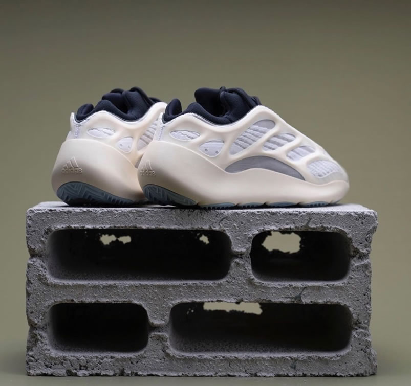 Adidas Yeezy Boost 700 V3 Azael Release Date Fw4980 (15) - www.kitistry.com Adidas Yeezy Boost 700 V3 Azael Release Date Fw4980 (15) - www.kitistry.com