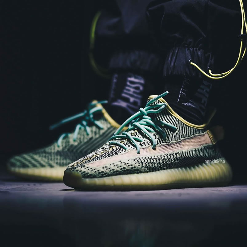 Adidas Yeezy Boost 350 V2 Yeezreel Non Reflective On Feet Release Date Fw5191 (3) - www.kitistry.com Adidas Yeezy Boost 350 V2 Yeezreel Non Reflective On Feet Release Date Fw5191 (3) - www.kitistry.com