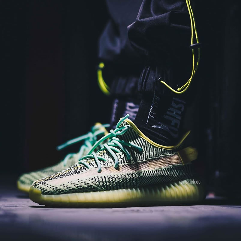 Adidas Yeezy Boost 350 V2 Yeezreel Non Reflective On Feet Release Date Fw5191 (5) - www.kitistry.com Adidas Yeezy Boost 350 V2 Yeezreel Non Reflective On Feet Release Date Fw5191 (5) - www.kitistry.com