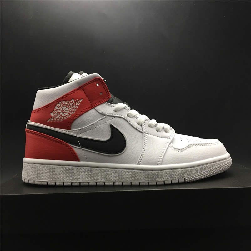 Air Jordan 1 Mid Gives The Bulls Aj1 White Red 554724 116 (1) - www.kitistry.com Air Jordan 1 Mid Gives The Bulls Aj1 White Red 554724 116 (1) - www.kitistry.com
