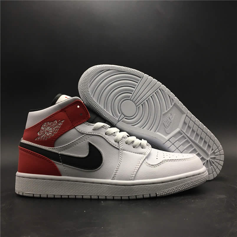 Air Jordan 1 Mid Gives The Bulls Aj1 White Red 554724 116 (4) - www.kitistry.com Air Jordan 1 Mid Gives The Bulls Aj1 White Red 554724 116 (4) - www.kitistry.com