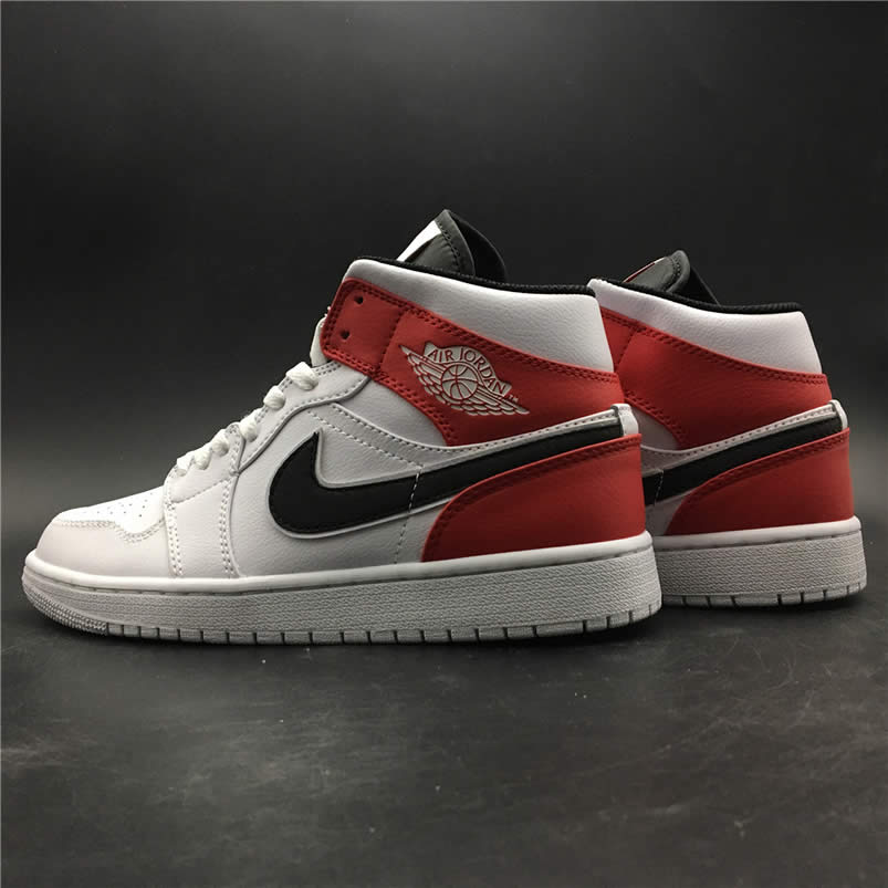 Air Jordan 1 Mid Gives The Bulls Aj1 White Red 554724 116 (7) - www.kitistry.com Air Jordan 1 Mid Gives The Bulls Aj1 White Red 554724 116 (7) - www.kitistry.com