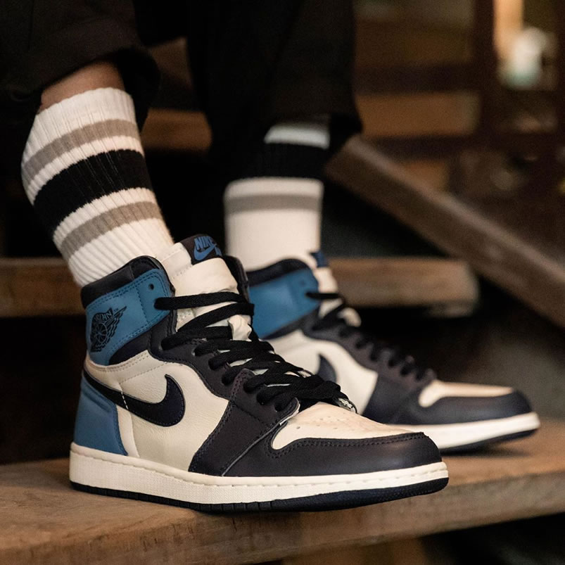 Air Jordan 1 Retro High Og Obsidian On Feet University Blue Unc 555088 140 (1) - www.kitistry.com Air Jordan 1 Retro High Og Obsidian On Feet University Blue Unc 555088 140 (1) - www.kitistry.com