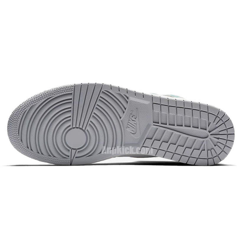 Air Jordan 1 Retro High Og Turbo Green White Grey 555088 311 (6) - www.kitistry.com Air Jordan 1 Retro High Og Turbo Green White Grey 555088 311 (6) - www.kitistry.com