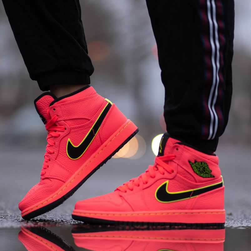 Air Jordan 1 Retro Premium Hot Punch On Feet Pink Pics Womens Aq9131 600 (1) - www.kitistry.com Air Jordan 1 Retro Premium Hot Punch On Feet Pink Pics Womens Aq9131 600 (1) - www.kitistry.com