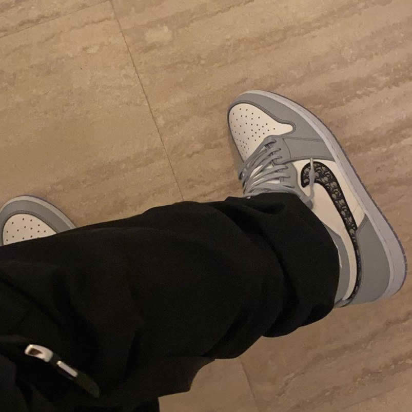 Dior Air Jordan 1 High Og Price Aj1 On Feet Release Date (3) - www.kitistry.com Dior Air Jordan 1 High Og Price Aj1 On Feet Release Date (3) - www.kitistry.com