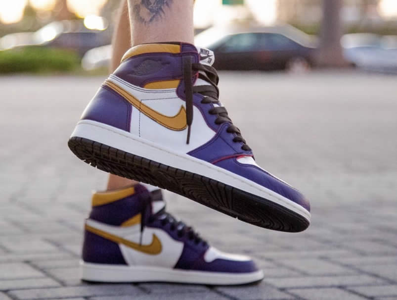 Nike Sb Air Jordan 1 Lakers Chicago Court Purple On Feet Cd6578 507 (1) - www.kitistry.com Nike Sb Air Jordan 1 Lakers Chicago Court Purple On Feet Cd6578 507 (1) - www.kitistry.com