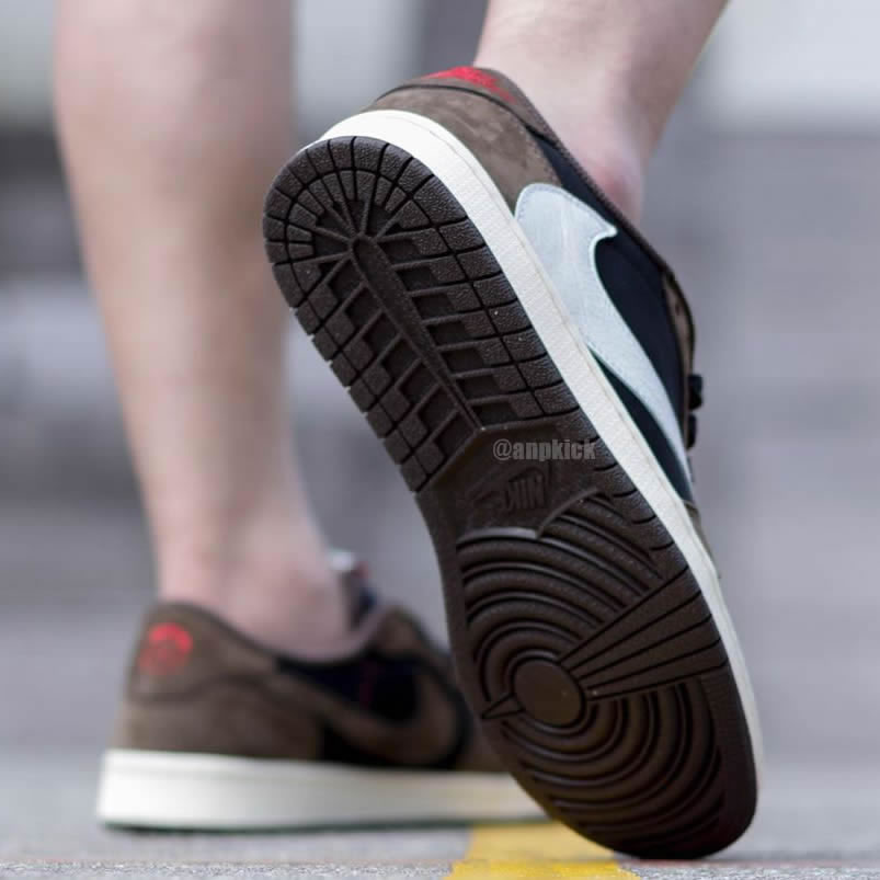 Travis Scott Air Jordan 1 Low Og On Feet Dark Mocha Cq4277 001 (4) - www.kitistry.com Travis Scott Air Jordan 1 Low Og On Feet Dark Mocha Cq4277 001 (4) - www.kitistry.com