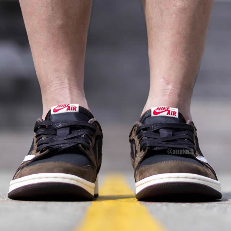 Travis Scott Air Jordan 1 Low Og On Feet Dark Mocha Cq4277 001 (5) - www.kitistry.com Travis Scott Air Jordan 1 Low Og On Feet Dark Mocha Cq4277 001 (5) - www.kitistry.com