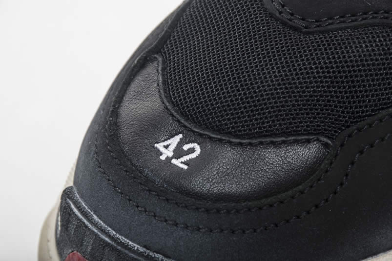 Balenciaga Triple S Sneakers Black Red Shoes 483513w06e1 1000 (15) - www.kitistry.com