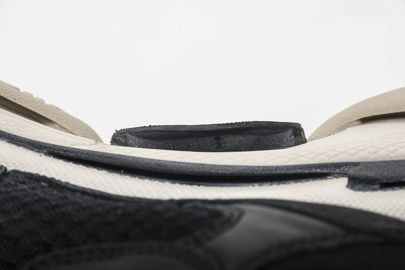 Balenciaga Triple S Sneakers Black Red Shoes 483513w06e1 1000 (26) - www.kitistry.com