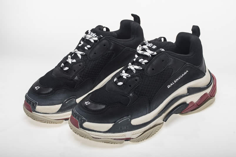 Balenciaga Triple S Sneakers Black Red Shoes 483513w06e1 1000 (7) - www.kitistry.com