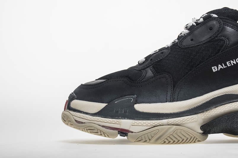 Balenciaga Triple S Sneakers Black Red Shoes 483513w06e1 1000 (8) - www.kitistry.com