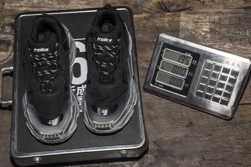 Balenciaga Triple S Sneakers Black Shoes 512176w09o1 1000 (36) - www.kitistry.com