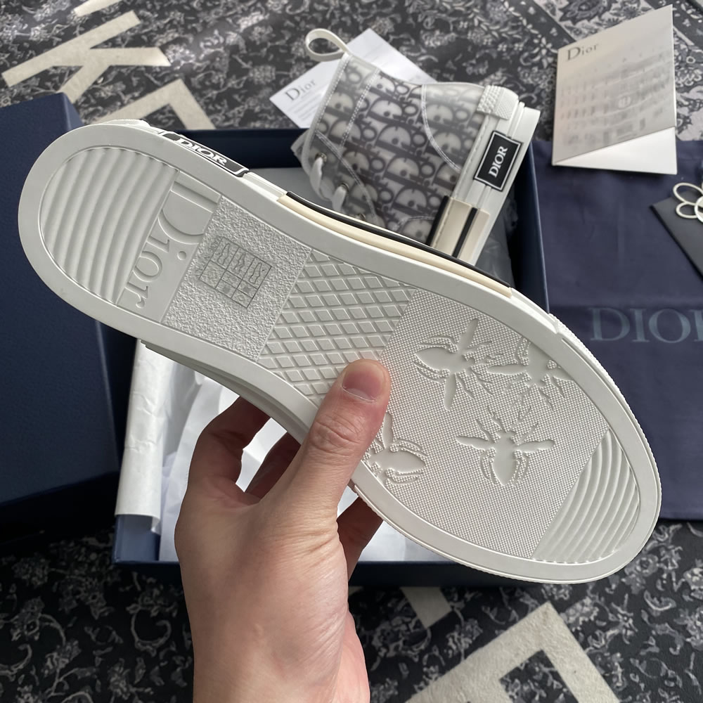 B23 Dior Oblique Shoes White Black (13) - www.kitistry.com B23 Dior Oblique Shoes White Black (13) - www.kitistry.com