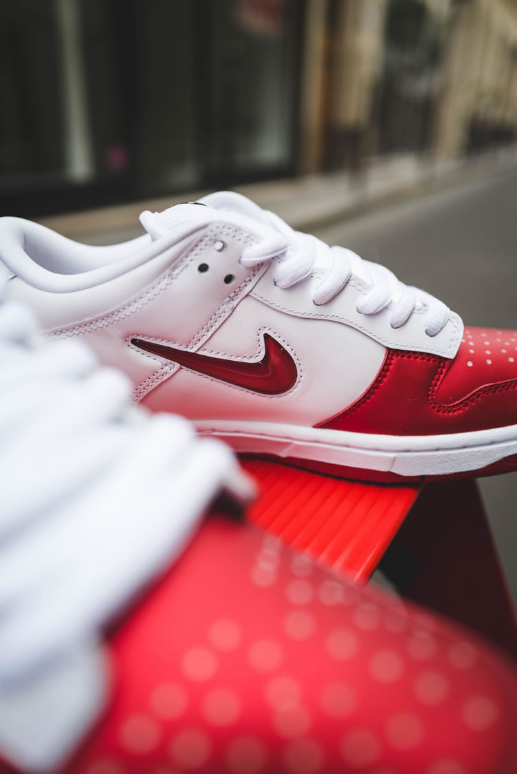 Supreme Nike Sb Dunk Low Red White 2019 Shoes Ck3480 600 (15) - www.kitistry.com Supreme Nike Sb Dunk Low Red White 2019 Shoes Ck3480 600 (15) - www.kitistry.com