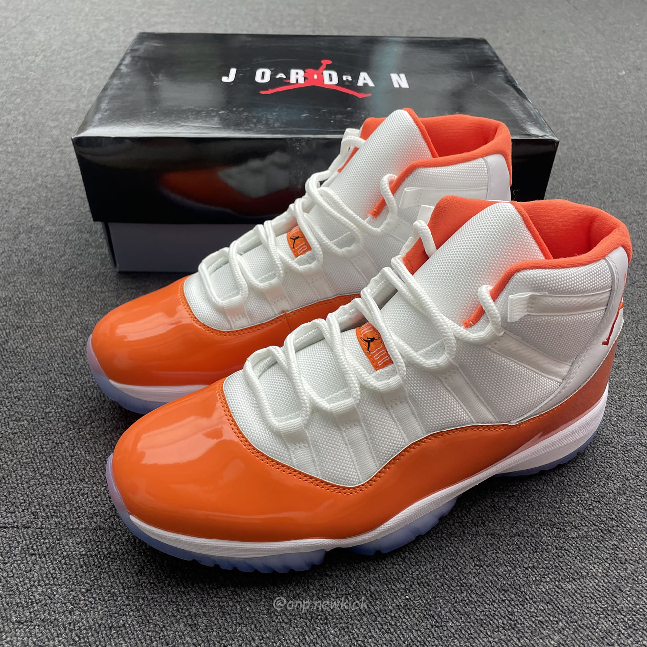 Air Jordan 11 Florida Gators White Orange (5) - www.kitistry.com