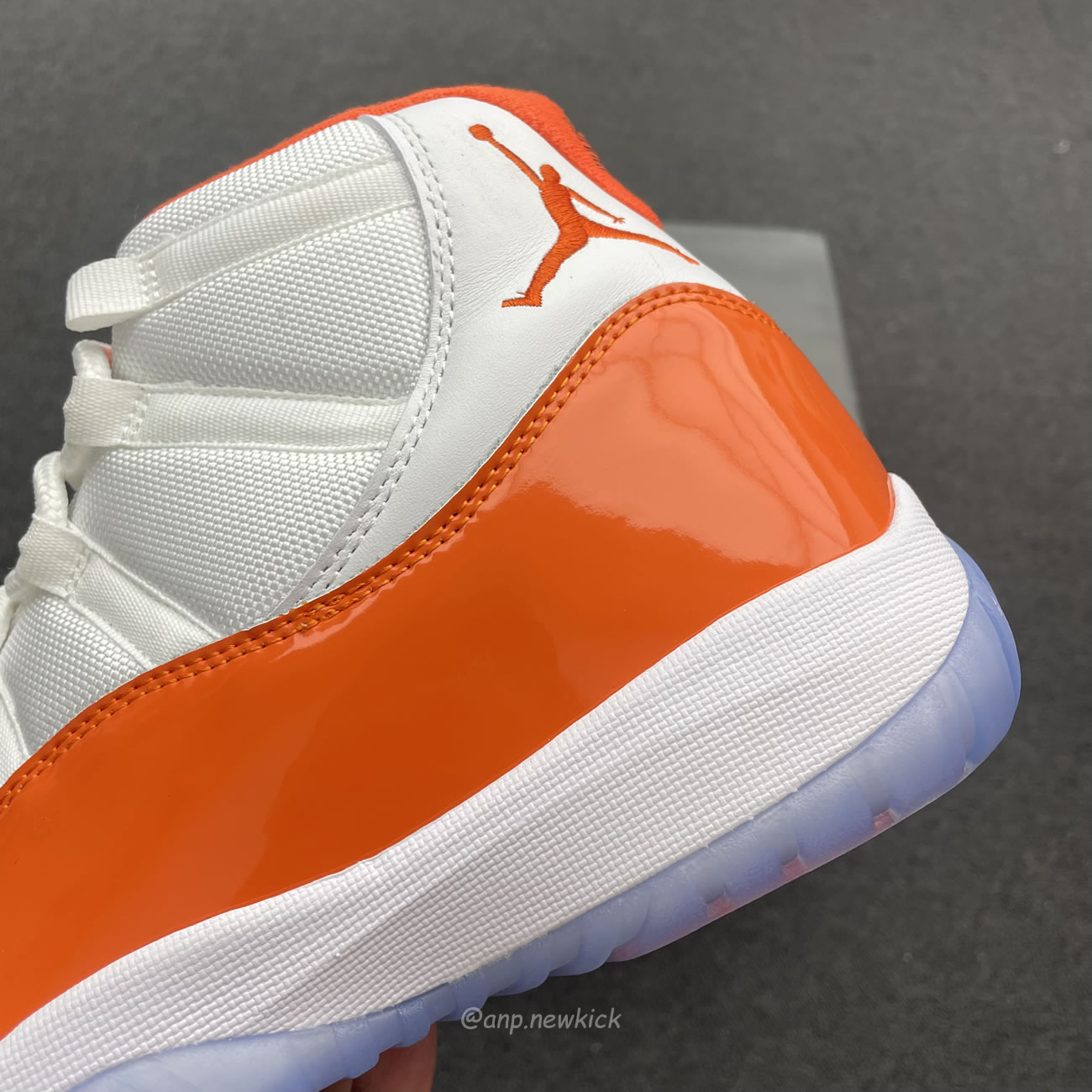 Air Jordan 11 Florida Gators White Orange (6) - www.kitistry.com