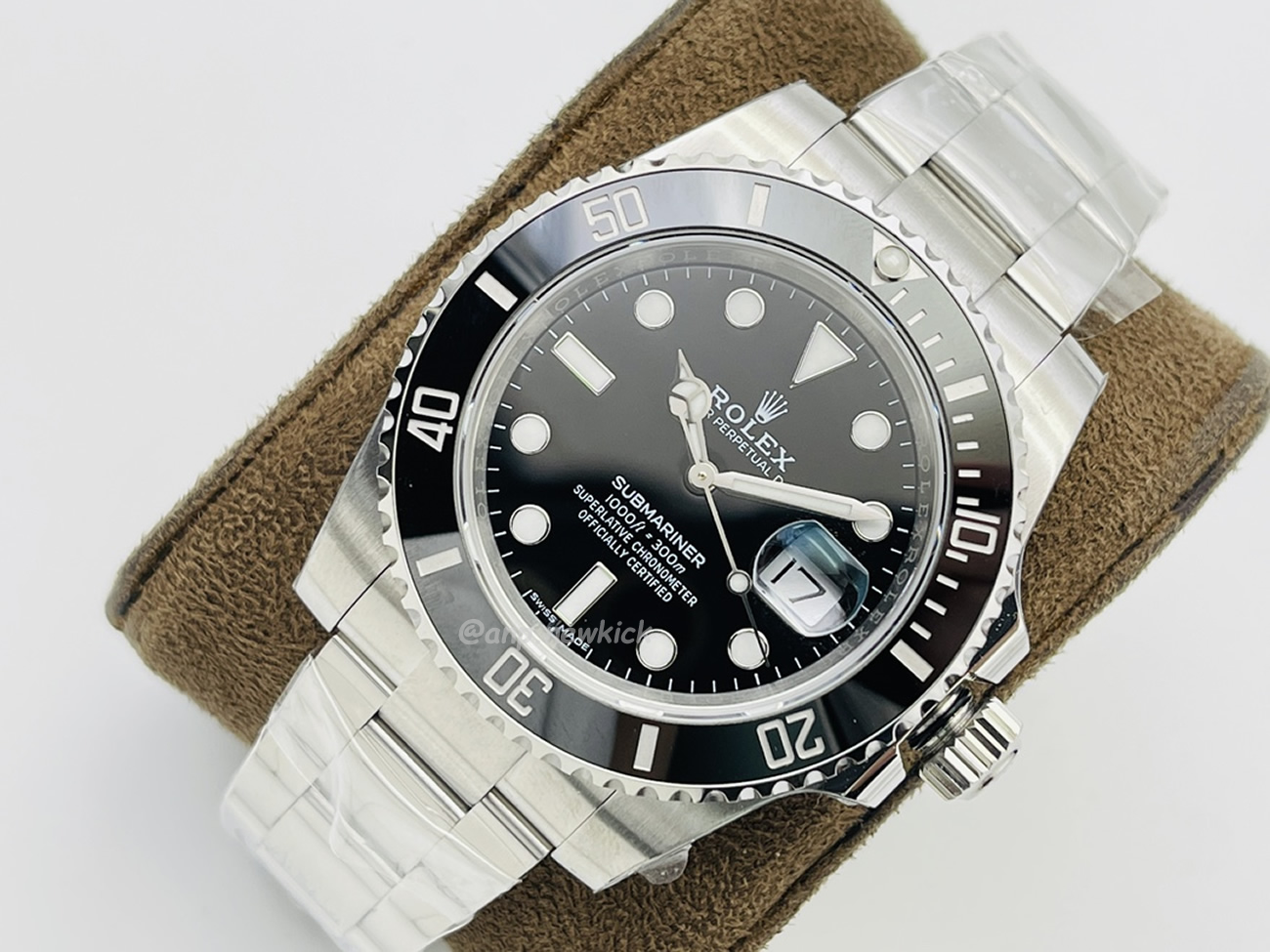 Rolex Submariner Royal Blue Hulk Black 126618lb (9) - www.kitistry.com Rolex Submariner Royal Blue Hulk Black 126618lb (9) - www.kitistry.com