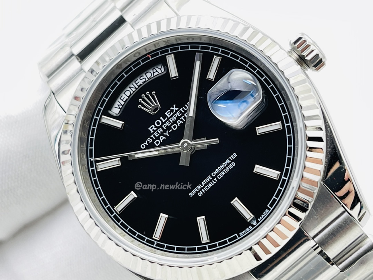 Rolex Day Date Olive Green Cherry Red Dial Bright Blue Bright Black Champagne Colour Olive Green 228239 (73) - www.kitistry.com