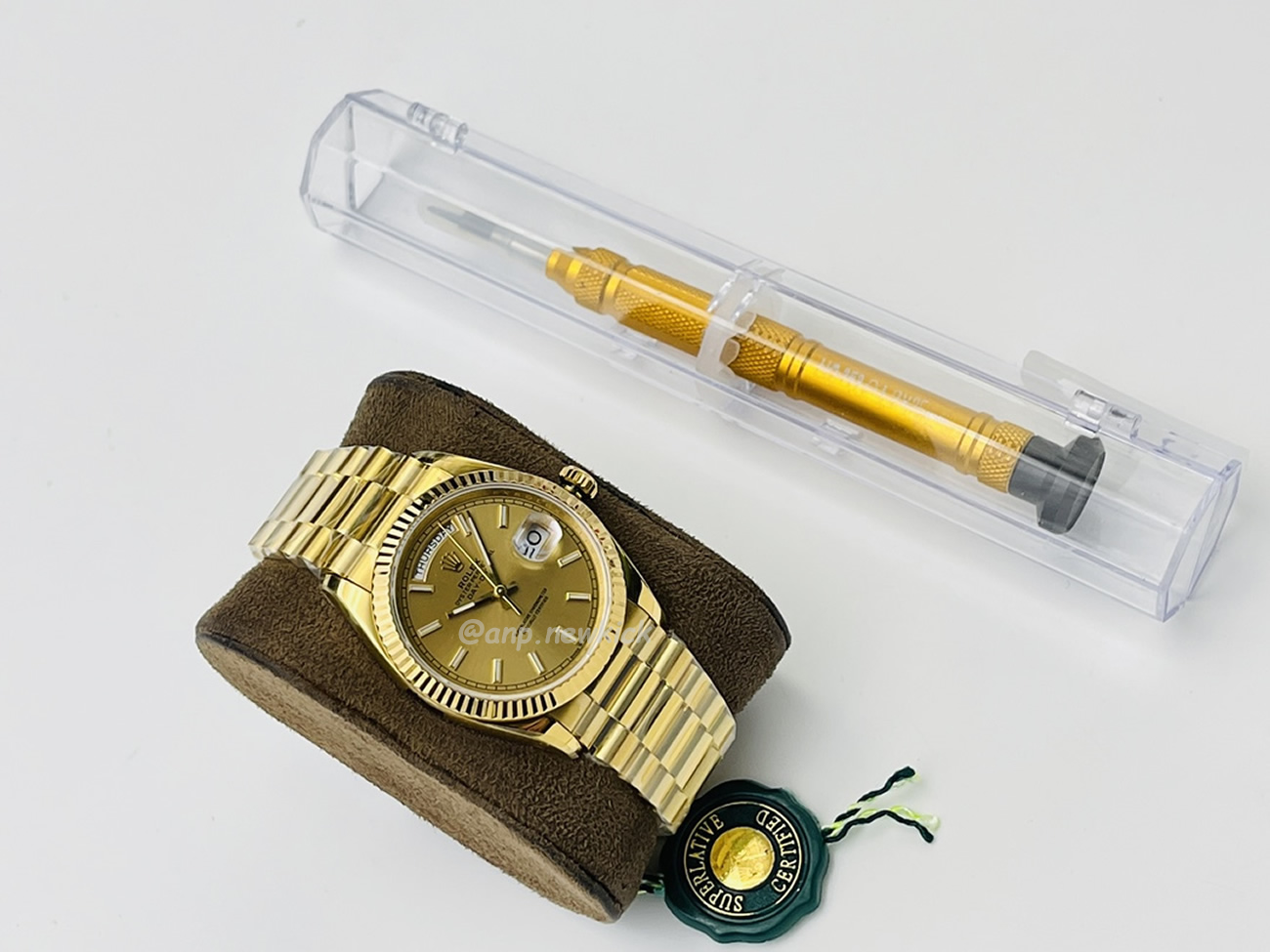 Rolex Day Date Olive Green Cherry Red Dial Bright Blue Bright Black Champagne Colour Olive Green 228239 (90) - www.kitistry.com