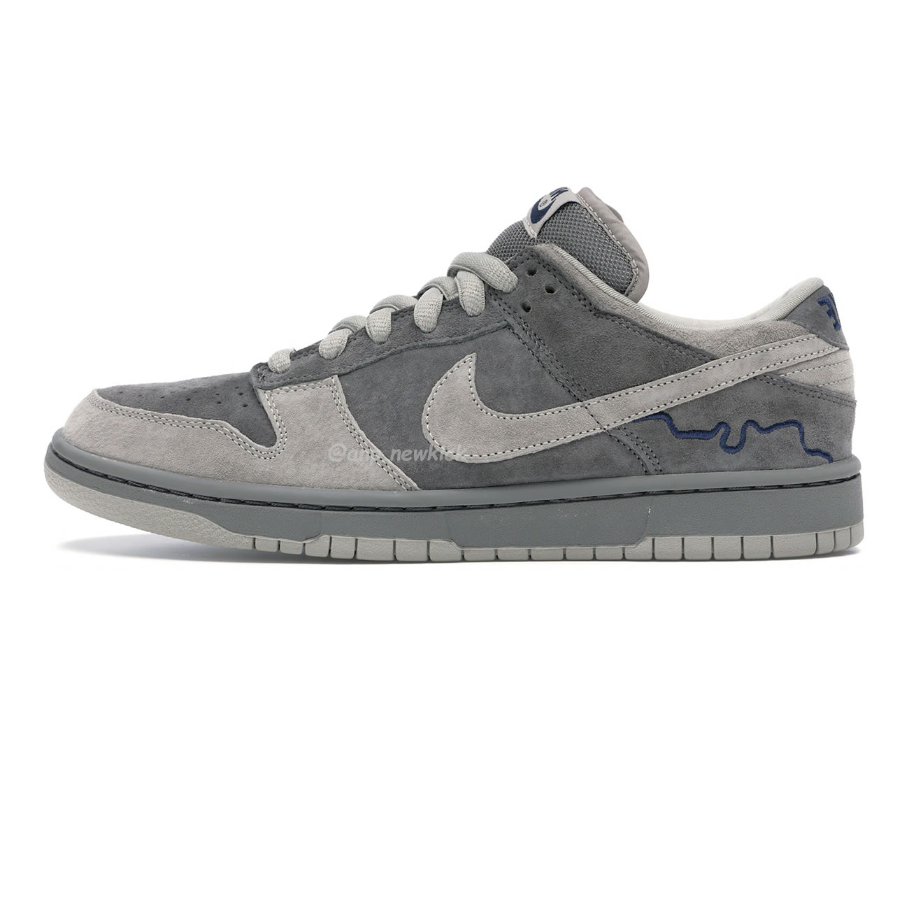 Nike Sb Dunk Low London 308269 111 (1) - www.kitistry.com Nike Sb Dunk Low London 308269 111 (1) - www.kitistry.com