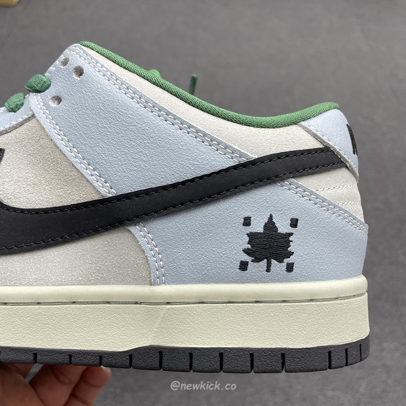 Nike Sb Dunk Low Maple Leaf Central Park 313170 021 (10) - www.kitistry.com