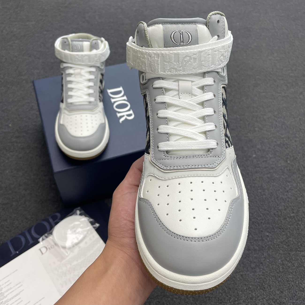 Dior B27 High Gray White 3sh132zir H165 (9) - www.kitistry.com